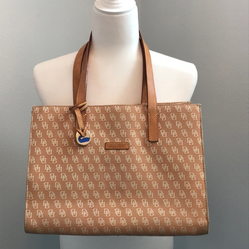 Dooney and Bourke Vintage purse